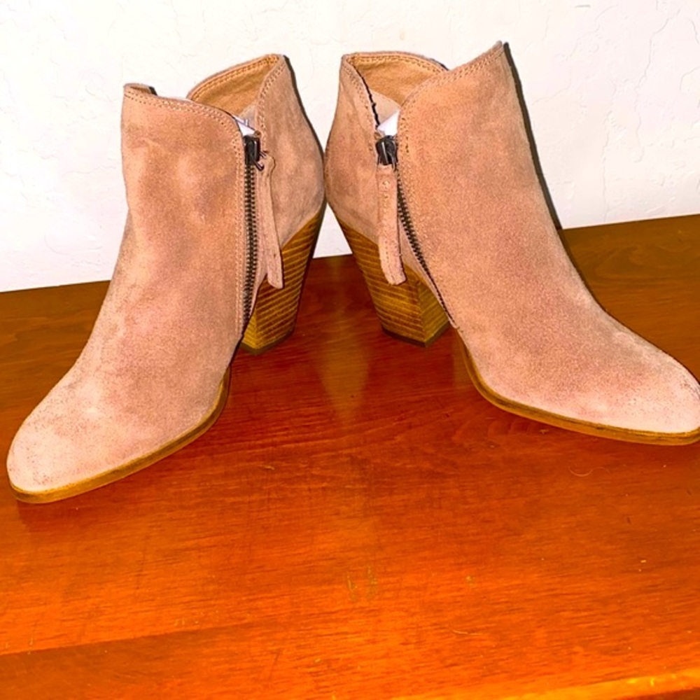 Dolce Vita Ankle Boot